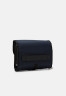 Tommy Hilfiger ELEVATED WASHBAG UNISEX Wash bag space blue ELEVATED UNISEX WASHBAG Сумка для стирки космический синий