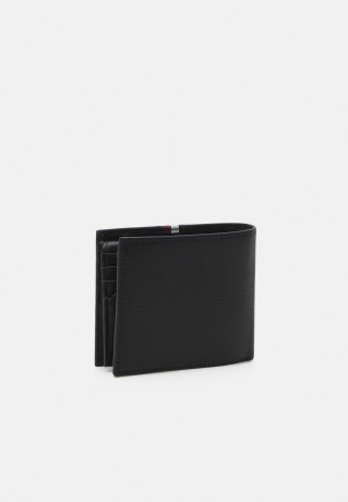 Tommy Hilfiger TH PREM LEA CC FLAP AND COIN Wallet black TH PREM LEA CC FLAP AND COIN Бумажник черный