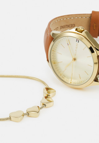 Tommy Hilfiger HAND CASE SET Watch brown/gold-coloured НАБОР ЧЕХОЛ ДЛЯ РУК Часы коричневый/золотистый