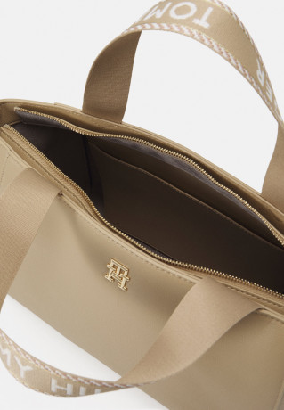 Tommy Hilfiger TOMMY LIFE TOTE Handbag beige TOMMY LIFE TOTE Сумка бежевый