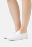 Tommy Hilfiger ESSENTIAL  Slip-ons white ESSENTIAL слипоны белый