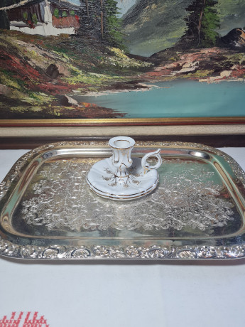 Подсвечник винтажный Bavaria c основанием в виде блюдца и ручкой, золотистый декор, фарфор, 13 см, Германия, 1960-70гг.