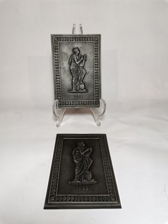 Buderus, Будерус Декоративная бронзовая настенная плитка "Муза танца Терпсихора, 14см х 10см, Германия 1983