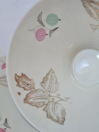 Z&Co Tirschenreuth Bavaria Фарфоровое чайное трио с разноцветным рисунком и позолоченным декором, Германия, 1960-70гг.