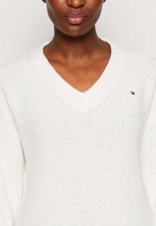 Tommy Hilfiger SWEATER  Jumper ecru СВИТЕРА Джемперы экрю