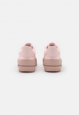 Nike Sportswear AIR FORCE 1 PLATFORM Sneaker low atmosphere/phantom/pink oxford AIR FORCE 1 PLATFORM Низкие кроссовки женские атмосфера/фантом/розовый оксфорд