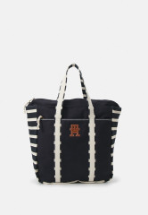 Tommy Hilfiger COASTAL PREP BRETON TOTE Tote bag breton stripe COASTAL PREP BRETON TOTE Сумка-тоут бретонская полоса