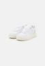 Tommy Hilfiger BASKET  Trainers white/galvanicgreen КОРЗИНА кроссовки белый/гальванический зеленый