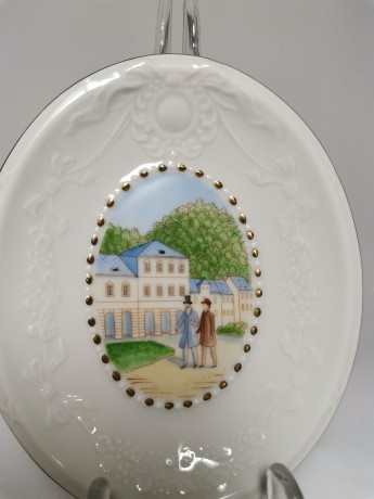 Pirken Hammer Gentlemen, Пиркен Хаммер Декоративная винтажная тарелка "Встреча джентльменов", фактурный фарфор, 14см х 11см, Чехословакия 1950г.