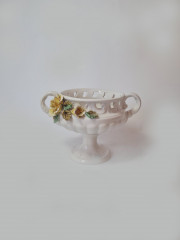 DVB ESTE Винтажная ваза для фруктов с резным краем и фактурными бело-желтыми цветами, 20см x 13см, Италия, 1960-70гг.