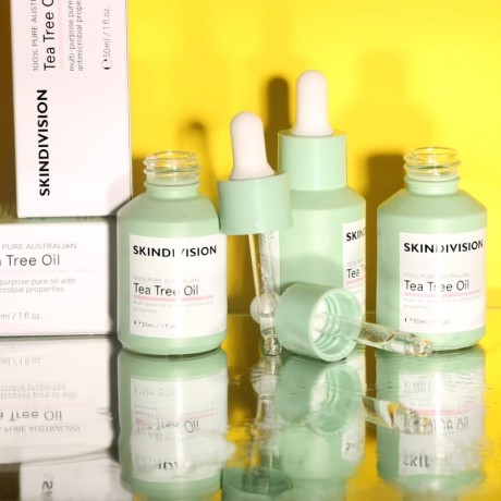 SkinDivision 100 % Pure Tea Tree Oil  100% чистое масло чайного дерева