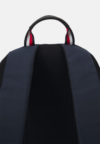 Tommy Hilfiger HORIZON BACKPACK UNISEX Rucksack space blue РЮКЗАК HORIZON УНИСЕКС Рюкзак космический синий