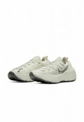 Nike Sportswear SPACE HIPPIE Sneaker low light bone summit sail  SPACE HIPPIE Низкие кроссовки женские легкий костяной вершинный парус