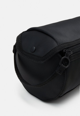 Tommy Hilfiger SKYLINE WASHBAG UNISEX Wash bag black SKYLINE WASHBAG UNISEX Сумка для стирки черный