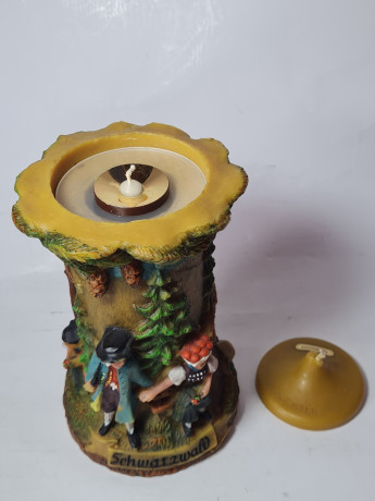 Gunter, Wachs Waren Fabrik Декоративная свеча "Влюбленная пара в лесу", 23 x 12,5 см, Германия, 1960-70гг.