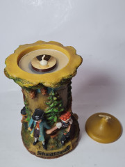 Gunter, Wachs Waren Fabrik Декоративная свеча "Влюбленная пара в лесу", 23 x 12,5 см, Германия, 1960-70гг.