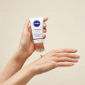 Nivea BB Cream 5 in 1 Blemish Balm bis dunkler Hauttyp BB крем 5 в 1 Бальзам против несовершенств