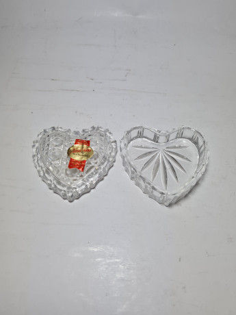 Шкатулка винтажная Anna Hutte в виде сердечка, хрусталь, 7 x 6,5 см, Германия, 1960-70гг.