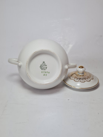 Seltmann Weiden Bavaria Белая Фарфоровая сахарница с позолоченным узором, 10 x 15,5 см, Германия, 1960-70гг.