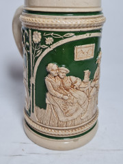 Немецкая пивная кружка винтажная W.Germany в бежево-зеленых тонах, керамика, 0.5 л, 15.5 см, Германия, 1970-80гг.