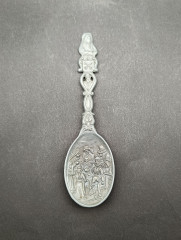Ложка винтажная Jan Steen Pewter, сувенирная, с объемным декором, фигурками на ручке, олово, 17.5 см, Голландия, 1950-60гг.