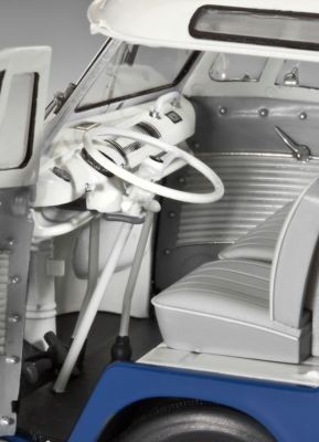 Revell Revell Modellbausatz VW T1 Samba Bus Massstab 1:24 Комплект модели Revell VW T1 Samba Bus масштаб 1:24