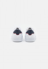 Tommy Hilfiger ELEVATED ESSENTIAL COURT  Trainers red/white/blue ПОВЫШЕННЫЙ ESSENTIAL COURT Кроссовки красный/белый/синий