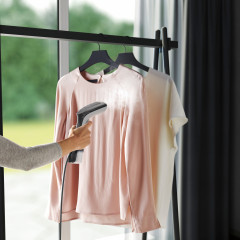 AEG AEG Dampfburste HS6-1-2EG DELICATE 6000, 1200 W, 3m Reichweite  Паровая щетка AEG HS6-1-2EG DELICATE 6000, 1200 Вт, радиус действия 3 м