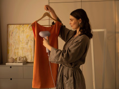 Steamery Steamery Dampfbugeleisen Cirrus X Handheld Steamer, 1200 W, Transluzenter Tank mit sichtbarer Wasserlinie  Паровой утюг Ручной отпариватель Cirrus X, 1200 Вт, полупрозрачный бак с видимой ватерлинией