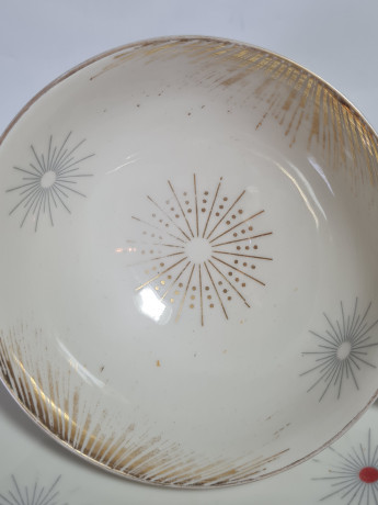 Чайное трио винтажное Wunsiedel Bavaria / Claudia с золотым декором в виде лучей, фарфор, Германия, 1960-70гг.