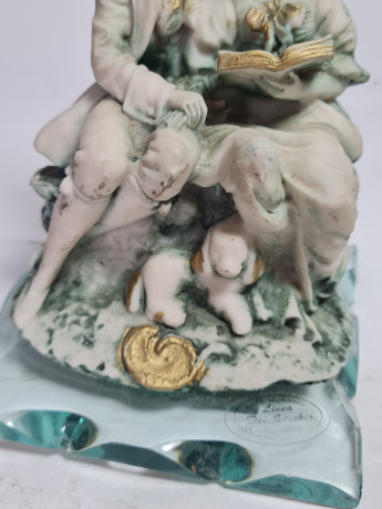 Статуэтка винтажная Arte Murano Linea "Влюбленная пара" на стеклянном основании, керамика/стекло, 11 х 14 см, Италия, 1960-70гг.