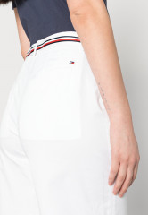 Tommy Hilfiger Shorts optic white шорты оптический белый