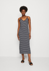 Tommy Hilfiger SLIM MINI STRAPPY MIDI  Jumper dress desert sky/ecru SLIM MINI STRAPPY MIDI Платье-джемпер небо пустыни/экрю