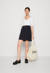 Tommy Hilfiger STRAIGHT SKIRT Denim skirt desert sky ПРЯМАЯ ЮБКА Джинсовая юбка небо пустыни