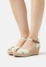 Tommy Hilfiger HIGH WEDGE Platform sandals springlime HIGH WEDGE Сандалии на платформе весенняя известь