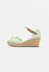 Tommy Hilfiger HIGH WEDGE  Platform sandals springlime HIGH WEDGE Сандалии на платформе весенняя известь