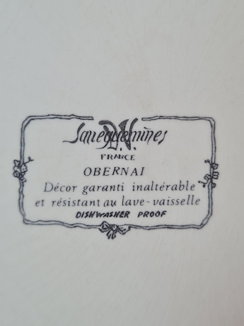 Набор тарелок винтажных Sarreguemines France,  светло-бежевый фарфор с  пейзажами и красочным цветочным декором, 10 штук х 25 x 3 см, Франция, 1960-70гг.