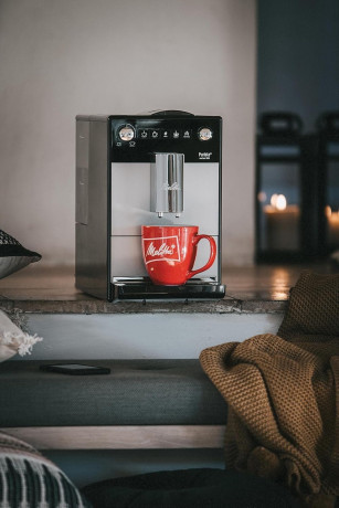 Melitta Melitta Kaffeevollautomat Purista F 230-101 Kaffeevollautomat mit flusterleisem Kegelmahlwerk, Kaffeeautomat Cafemaschine Kaffeemaschine mi Mahlwerk Vollautomat Cafe Schwarz1 Полностью автоматическая кофемашина Melitta Purista F 230-101 полностью 