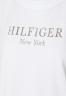 Tommy Hilfiger Print T-shirt optic white футболка с принтом оптический белый