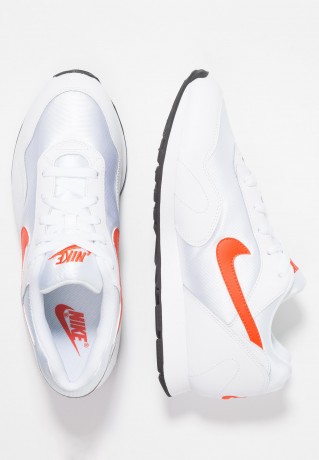 Nike Sportswear OUTBURST Sneaker low white/team orange/black OUTBURST Низкие кроссовки женские белый/оранжевый/черный