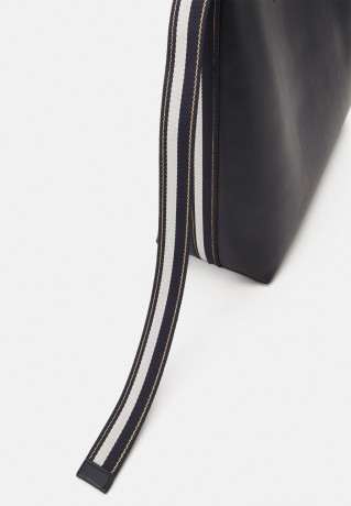 Tommy Hilfiger ICONIC TOTE SOLID STRIPE SET Tote bag space blue ICONIC TOTE SOLID STRIPE SET Сумка-тоут космический синий