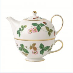 Wedgwood Wedgwood 'Wild Strawberry' Tea for One 2-tlg. - Tasse &amp; Kanne Wedgwood "Wild Strawberry" Чай на порцию 2 шт. - Чашка и горшок