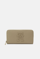 Tommy Hilfiger TIMELESS LARGE DEBOSS Wallet beige TIMELESS LARGE DEBOSS Бумажник бежевый