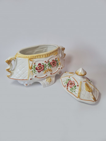 Сухарница винтажная большая Bassano с цветочным рисунком, ручная роспись, фарфор, 25 x 21 см, Италия, 1960-70гг.