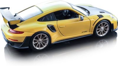 Maisto 1:24 Porsche 911 GT2 RS 1:24 Порше 911 GT2 RS