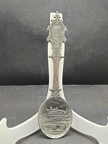 Ложка винтажная WMF Zinn "Крепость Мариенберг", юбилейная, олово, 19 см, Германия, 1988 год.