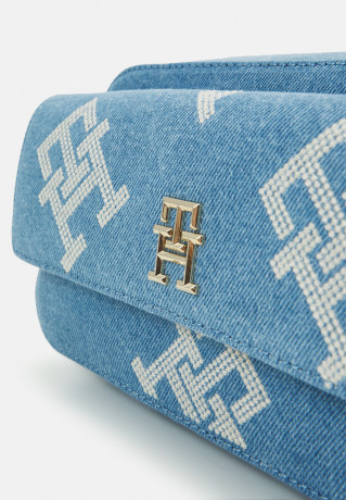 Tommy Hilfiger ICONIC CAMERA BAG Across body bag denim ICONIC CAMERA BAG Сумка через плечо джинсовая ткань