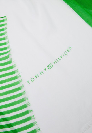 Tommy Hilfiger ESSENTIAL FLAG  Scarf green mix / white ESSENTIAL FLAG Шарф зеленый микс / белый