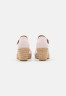 Tommy Hilfiger HIGH WEDGE Platform sandals seersucker/soothing pink HIGH WEDGE Сандалии на платформе Сирсакер/успокаивающий розовый