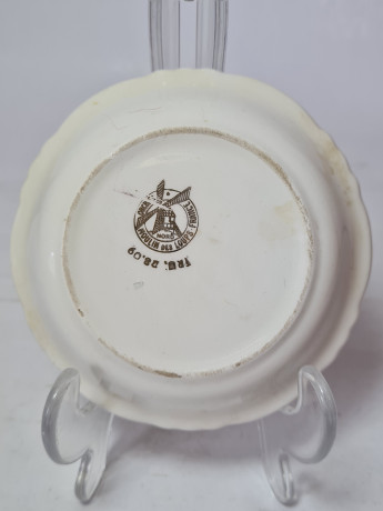 Пепельница винтажная Moulin Des Loupes France белый фарфор с рисунком в коричневых тонах, 11 x 2 см, Франция, 1960-70гг.